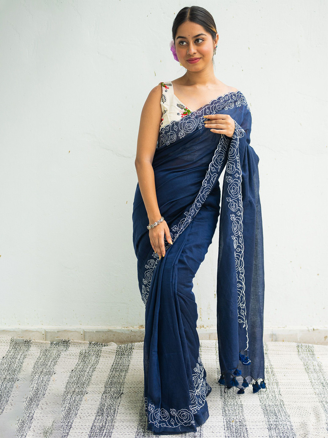 

Uttariya Embroidered Pure Cotton Saree, Turquoise blue