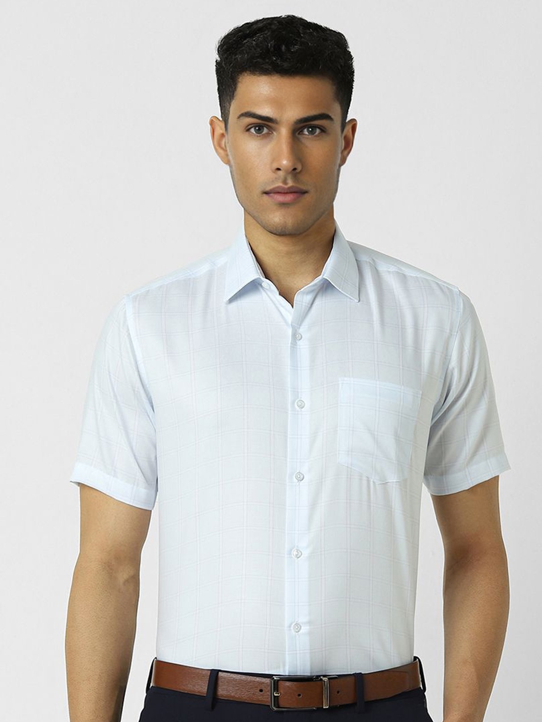 

Van Heusen Men Spread Collar Checked Cotton Formal Shirt, Blue