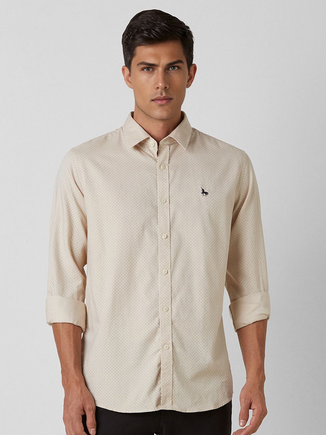 

Van Heusen Sport Men Slim Fit Opaque Printed Casual Shirt, Beige