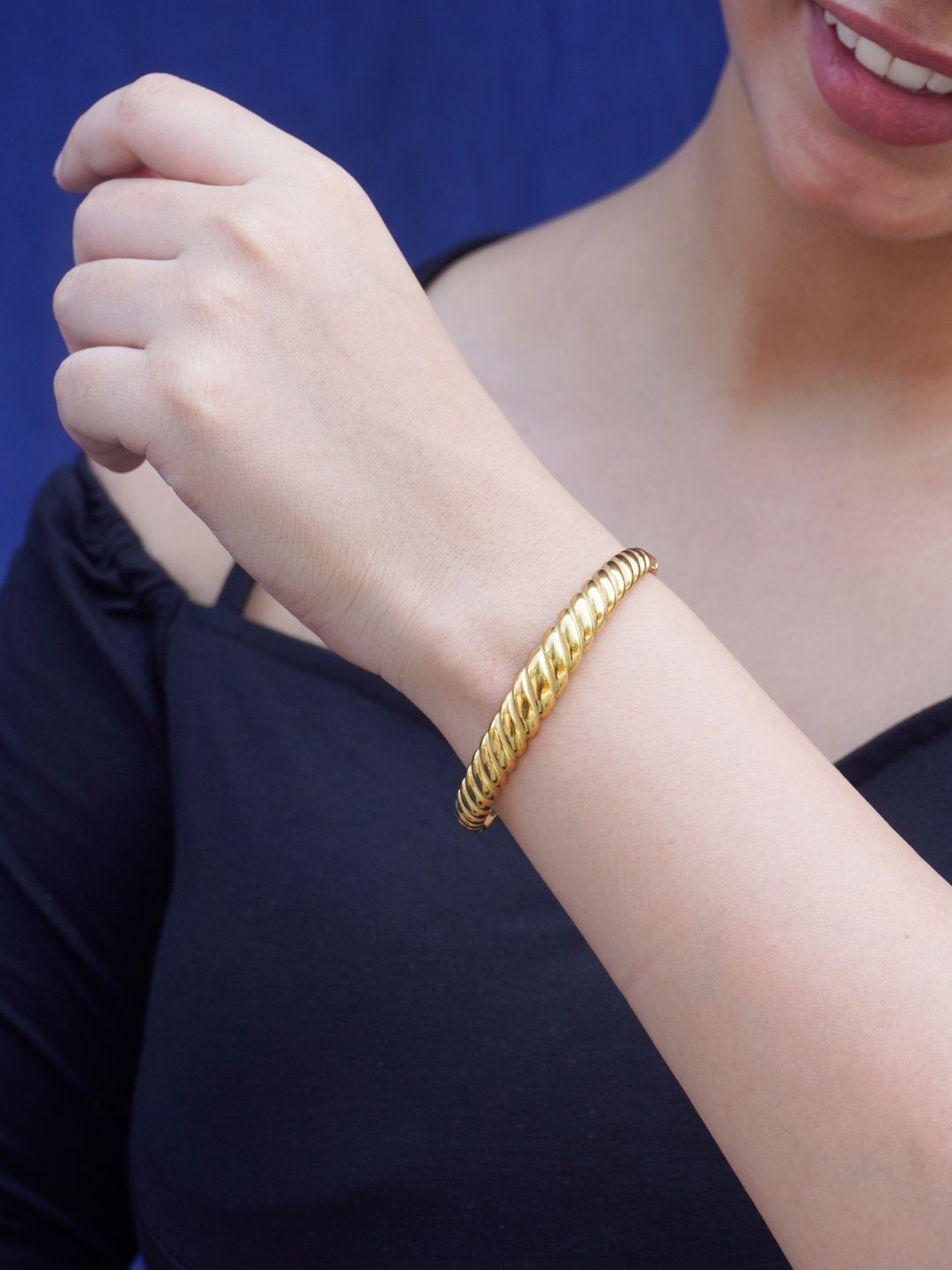 

Niscka Gold-Plated Cuff Bracelet