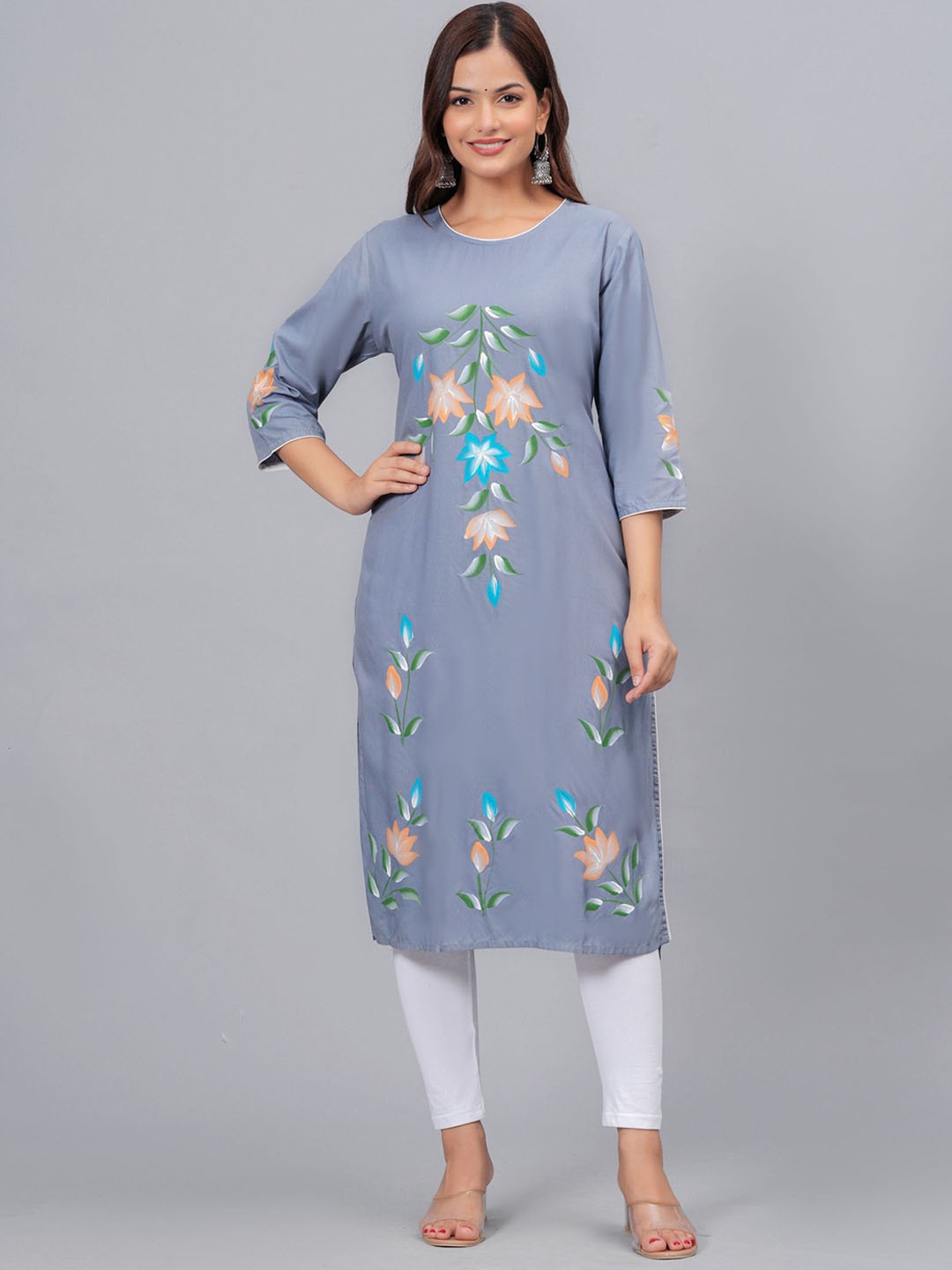 

Bachuu Floral Printed Round Neck Straight Kurta, Grey