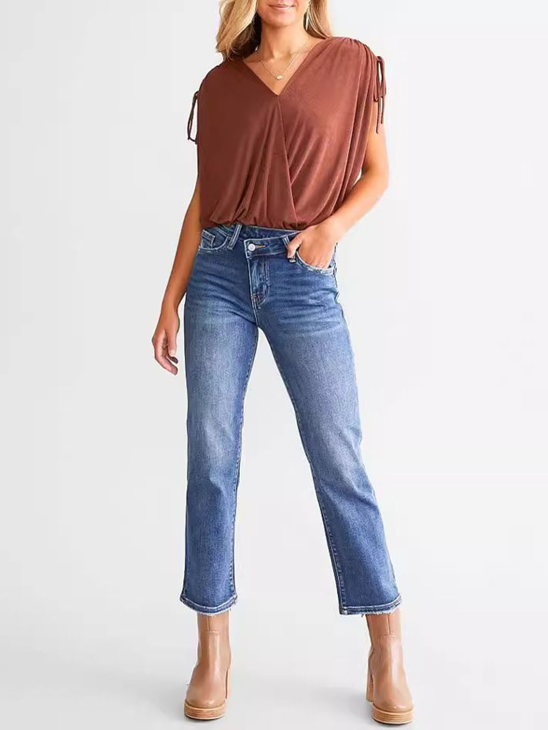 

StyleCast Women Slim Fit Light Fade Stretchable Jeans, Blue