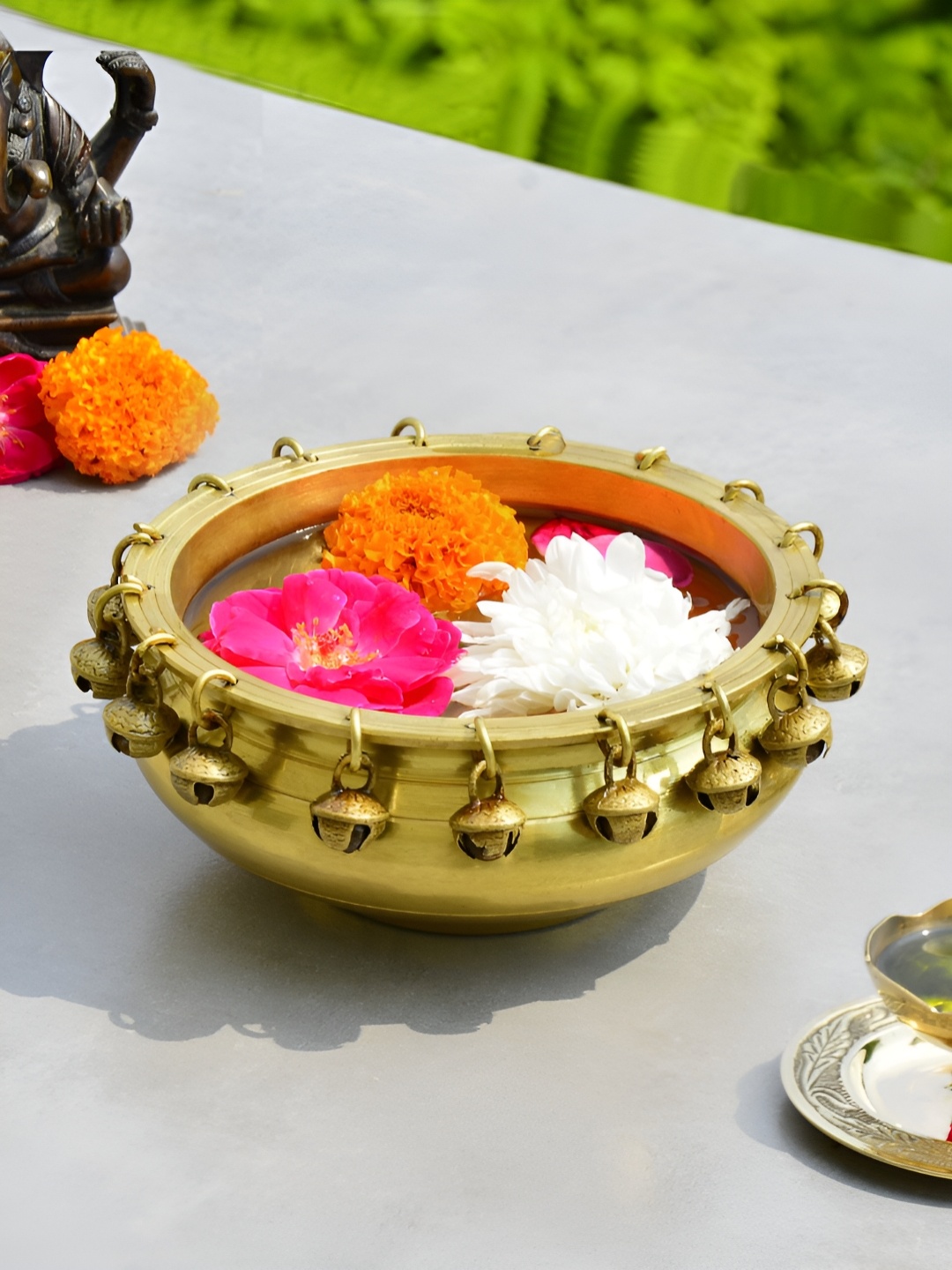 

StyleMyWay Gold Toned Ghungroo Brass Urli Decorative Bowl
