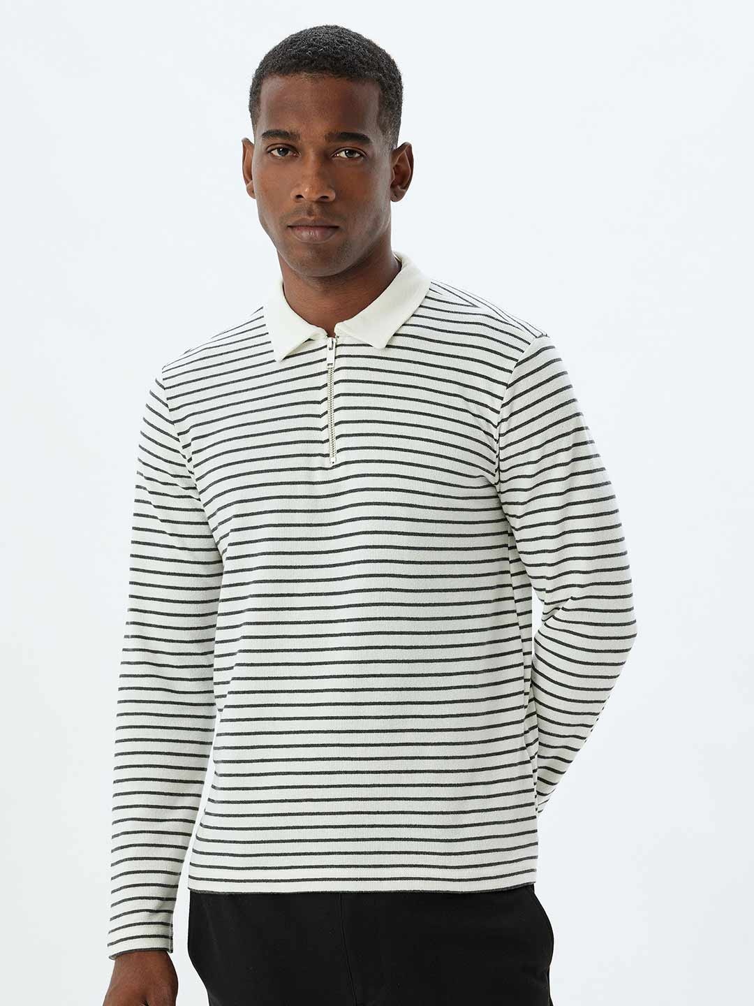 

Koton Men Striped Pullover with Zip Detail Detail, Blue