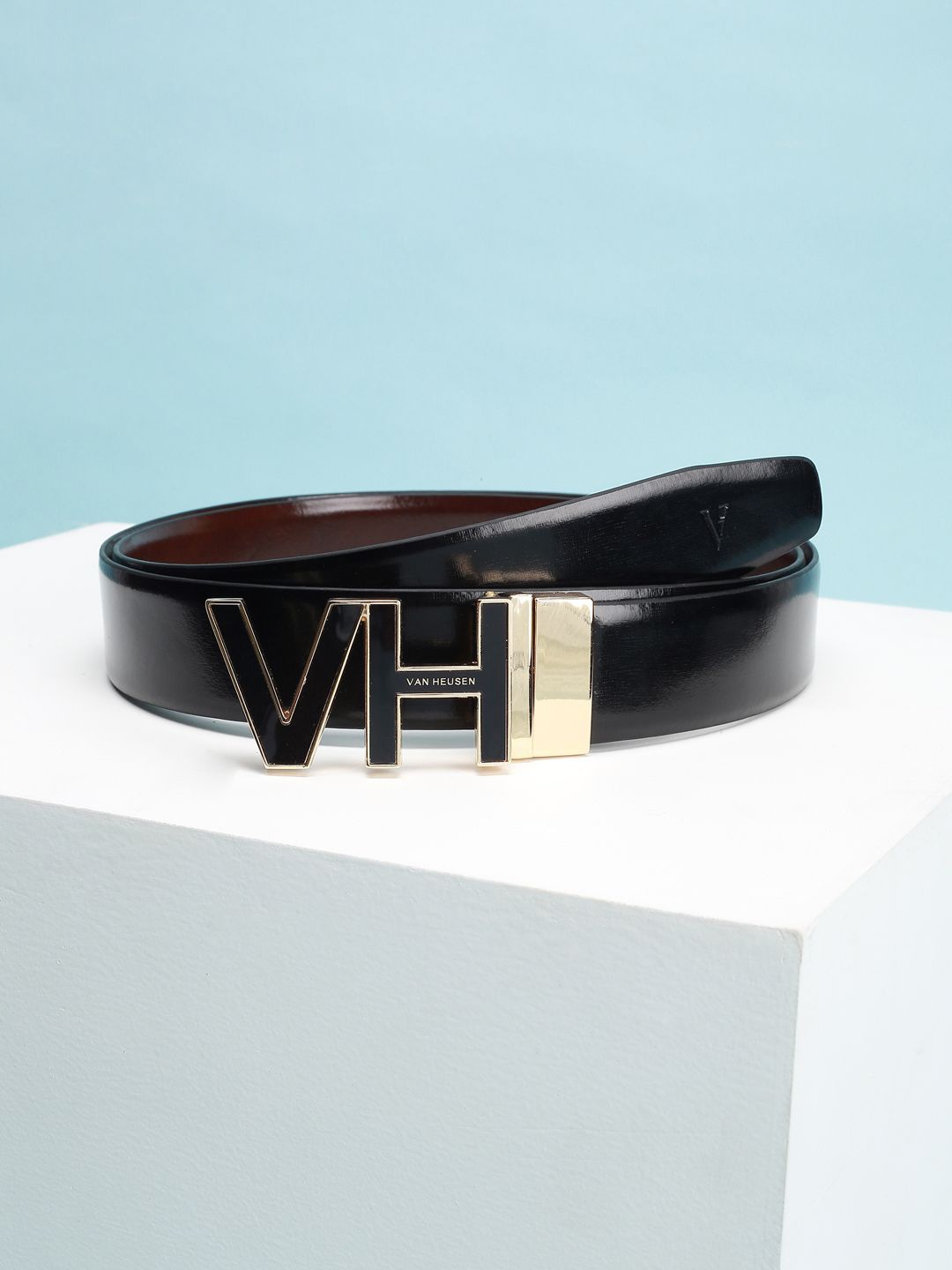 

Van Heusen Men Leather Reversible Belt, Black