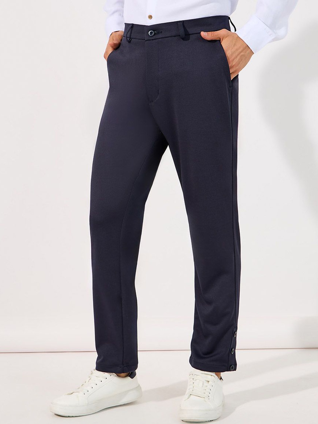 

Styli Men Solid Slim Trousers with Bottom Button Placket Detail, Navy blue