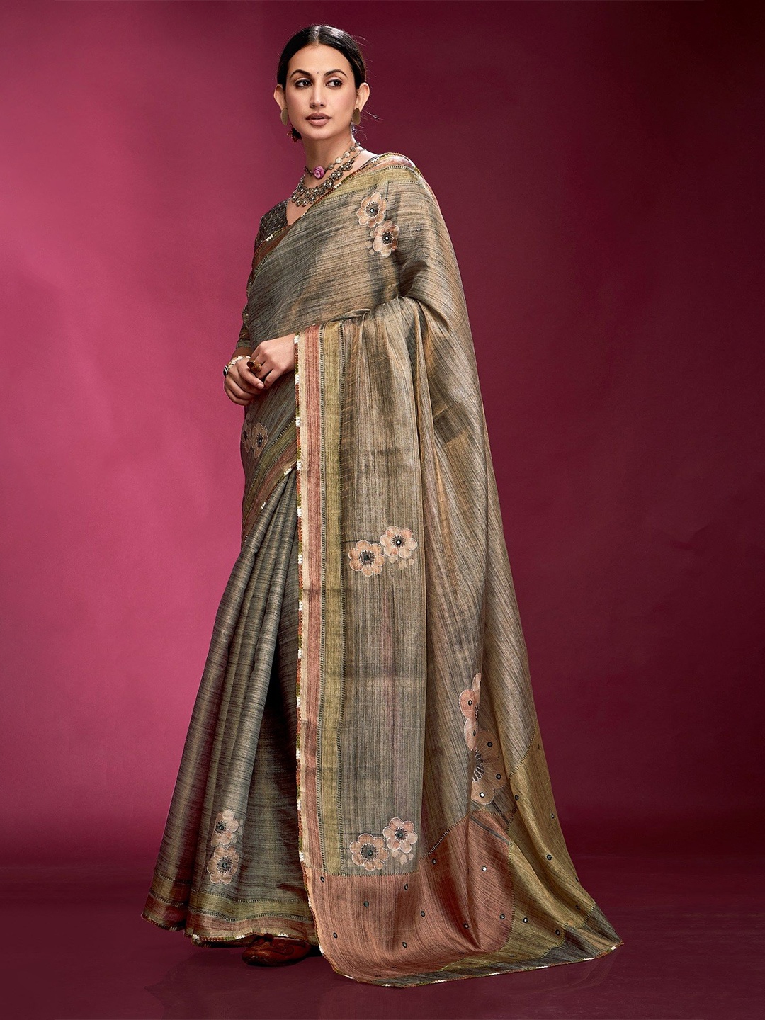 

MySilkLove Floral Silk Blend Tussar Saree, Grey