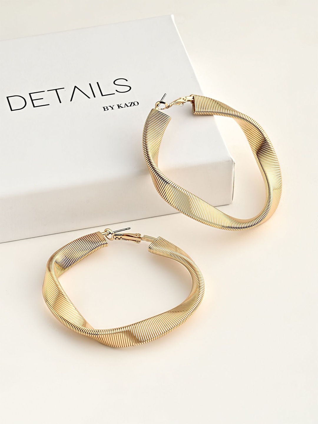 

Kazo Gold-Plated Contemporary Hoop Earrings