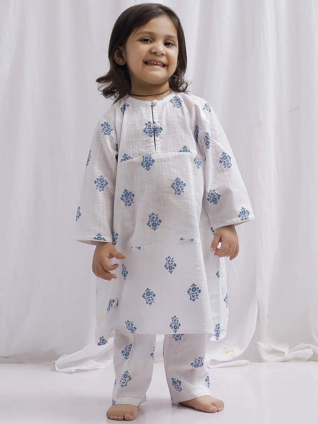 

TJORI Girls Floral Printed Pure Cotton A Line Kurta with Salwar, Blue