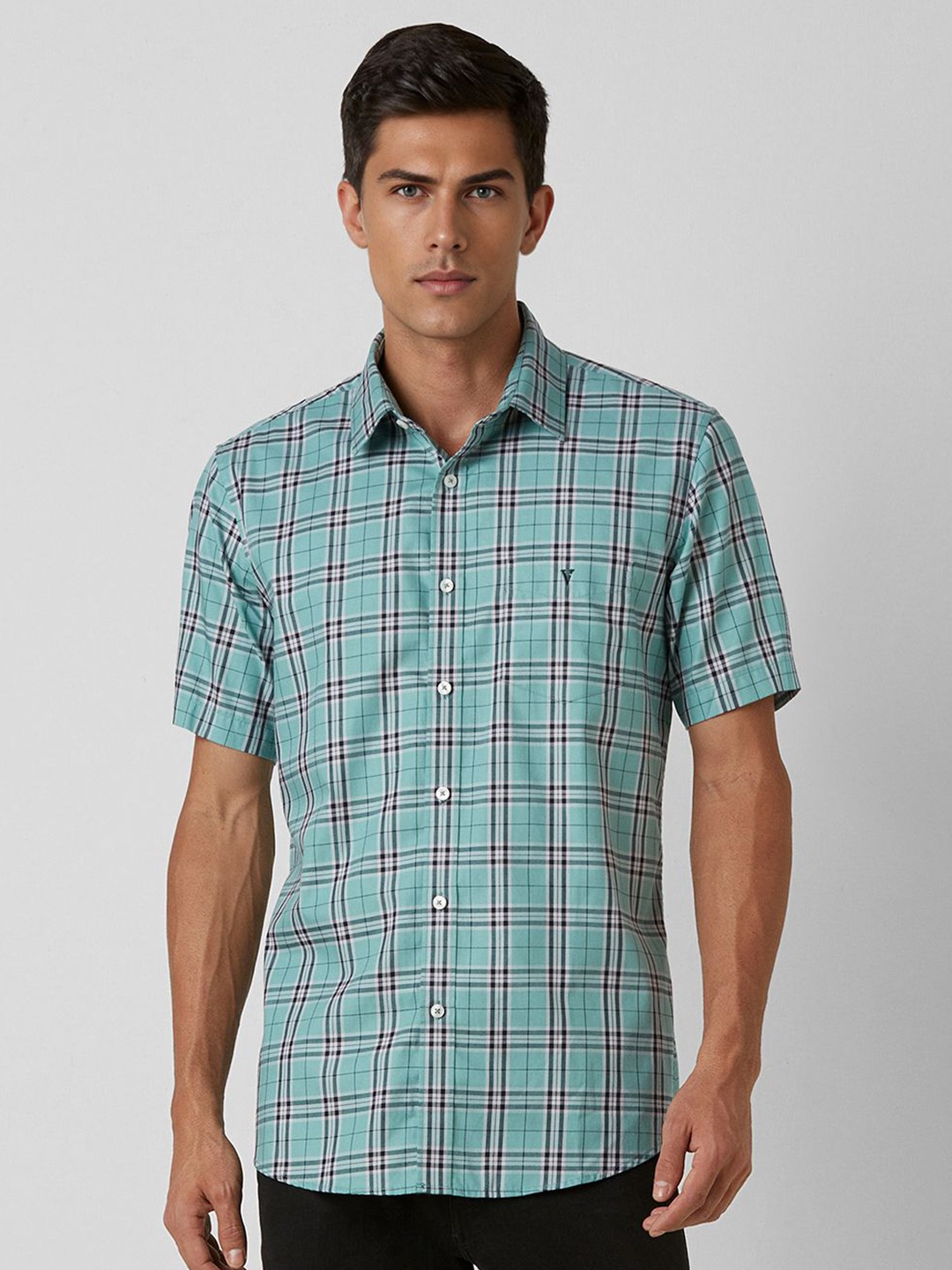 

Van Heusen Sport Men Slim Fit Opaque Checked Casual Shirt, Blue