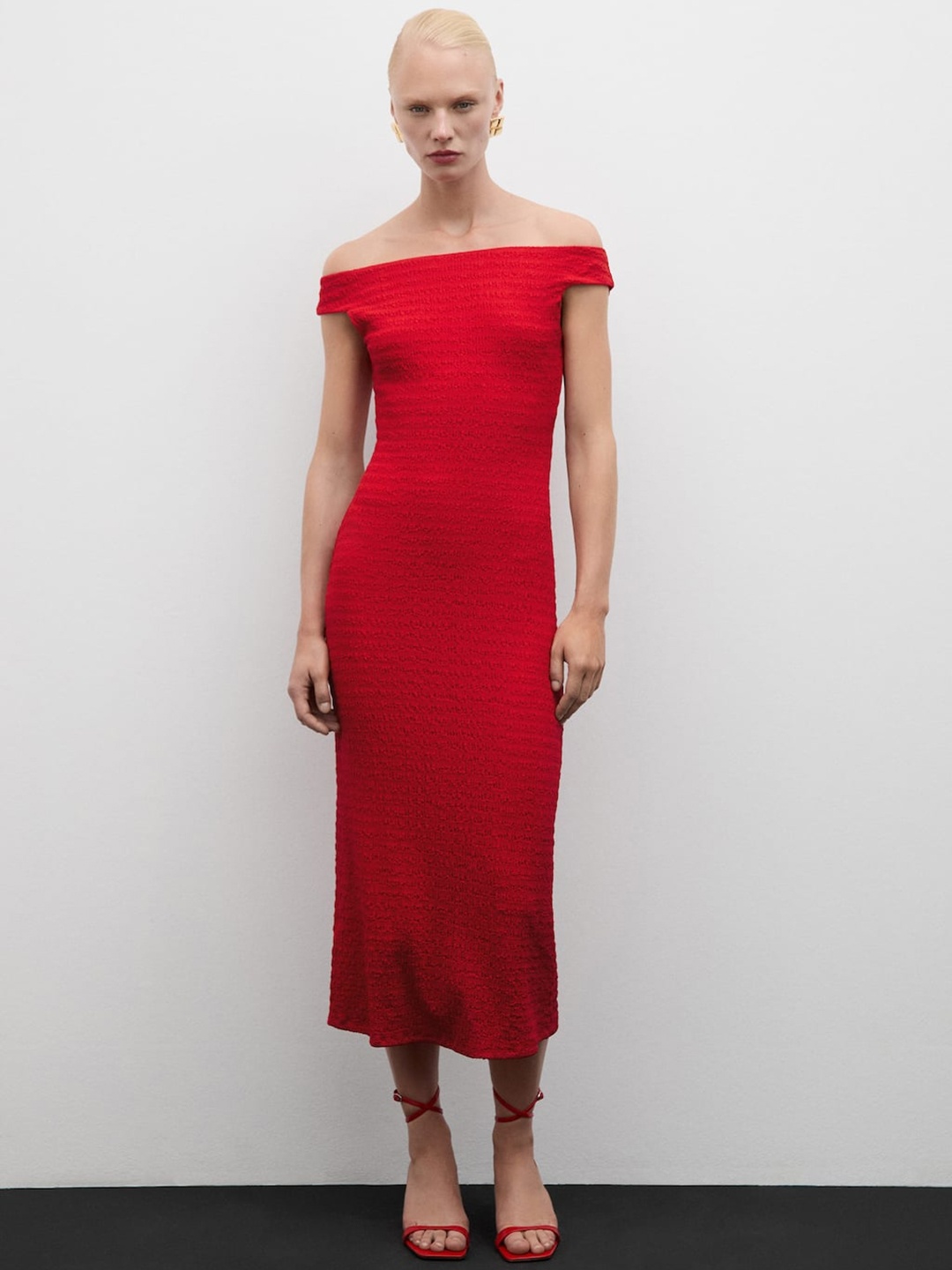 

MANGO Off-Shoulder Seersucker Bodycon Midi Dress, Red