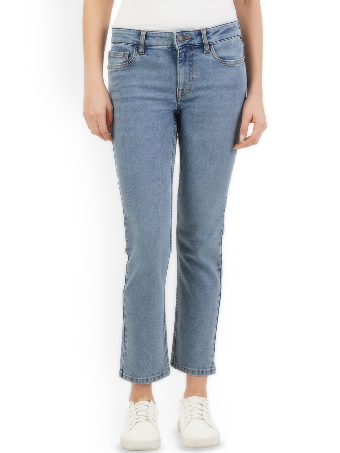

INKD Women Straight Fit Light Fade Stretchable Jeans, Blue