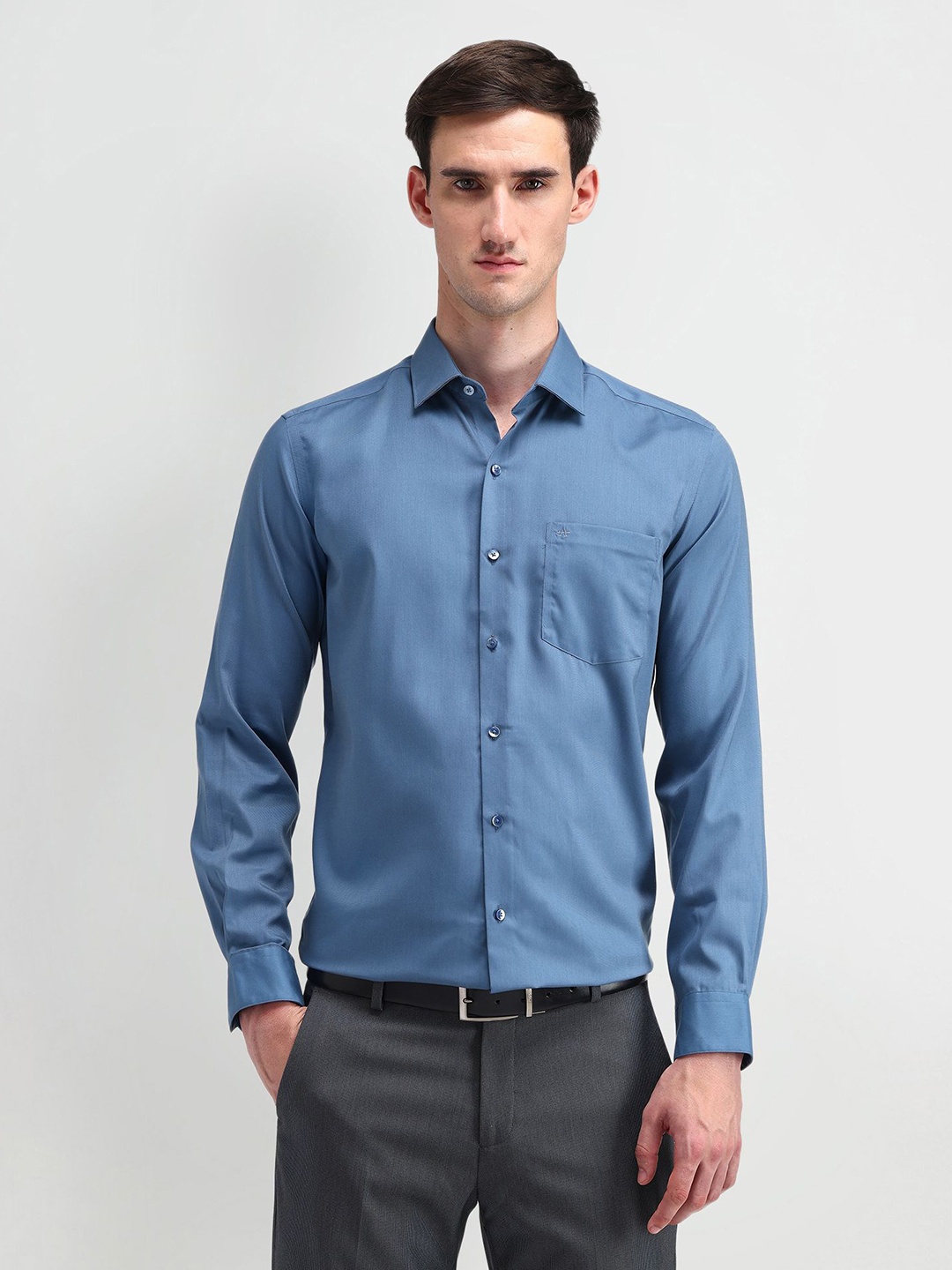 

Arrow Men Manhattan Spread Collar Solid Cotton Slim Fit Formal Shirt, Blue