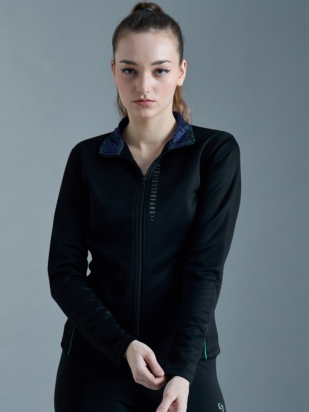 

SG Women Spread Collar Solid Sports Bomber Jacket, Black