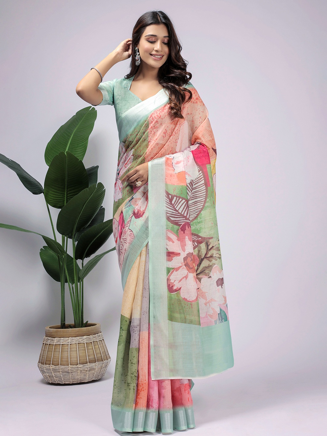 

RACHNA Floral Zari Ready to Wear Saree, Sea green