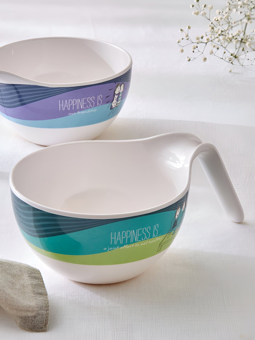 

Home Centre White 2 Pieces Printed Melamine Matte Serving Bowl-650 ML