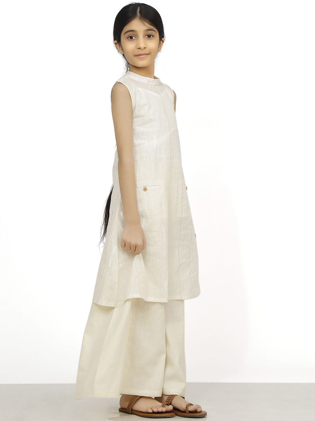

TJORI Girls Sleeveless Pure Cotton A Line Kurti with Palazzos, Off white