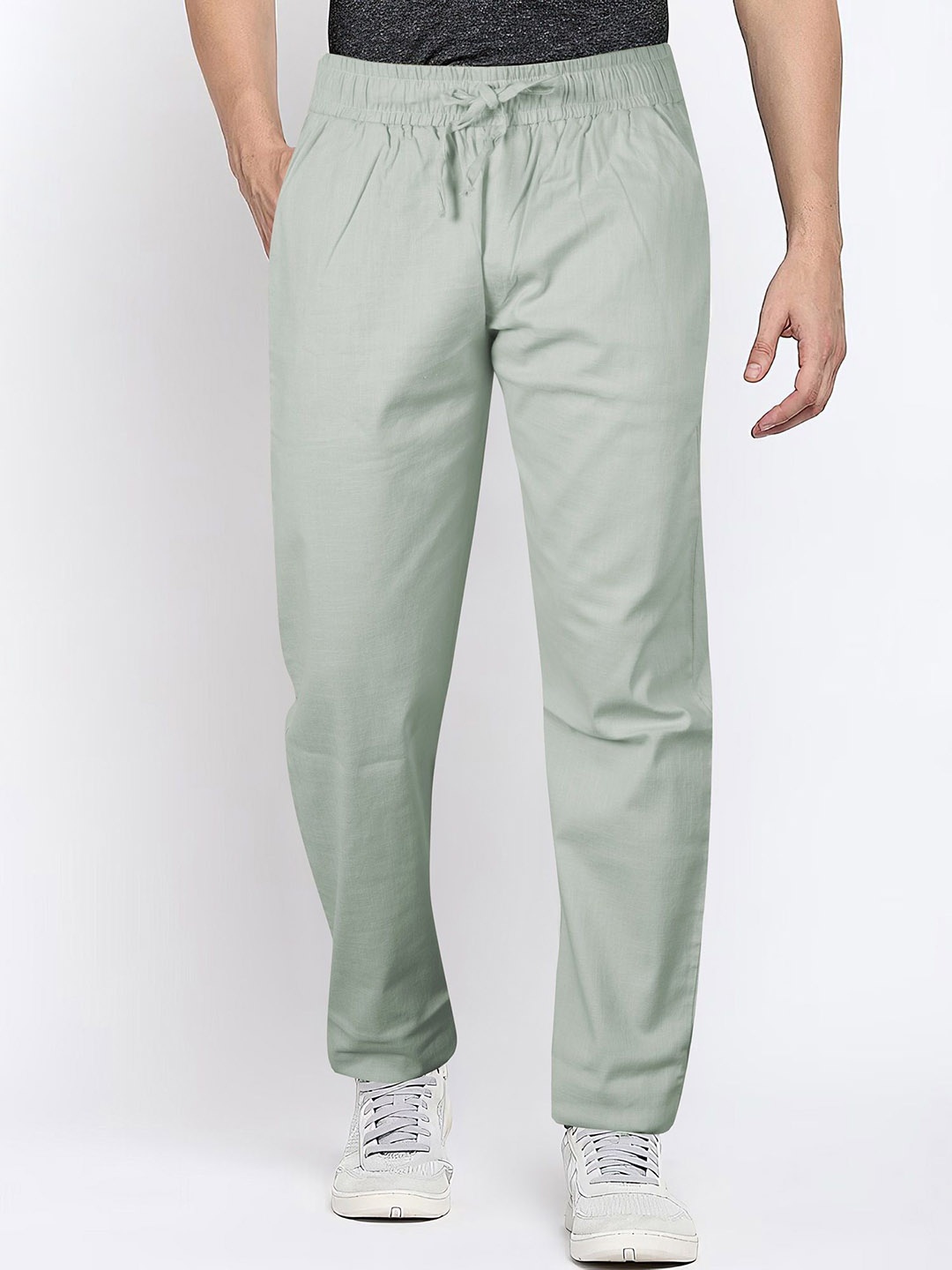 

Jb Just BLACK Men Relaxed Loose Fit Trousers, Off white