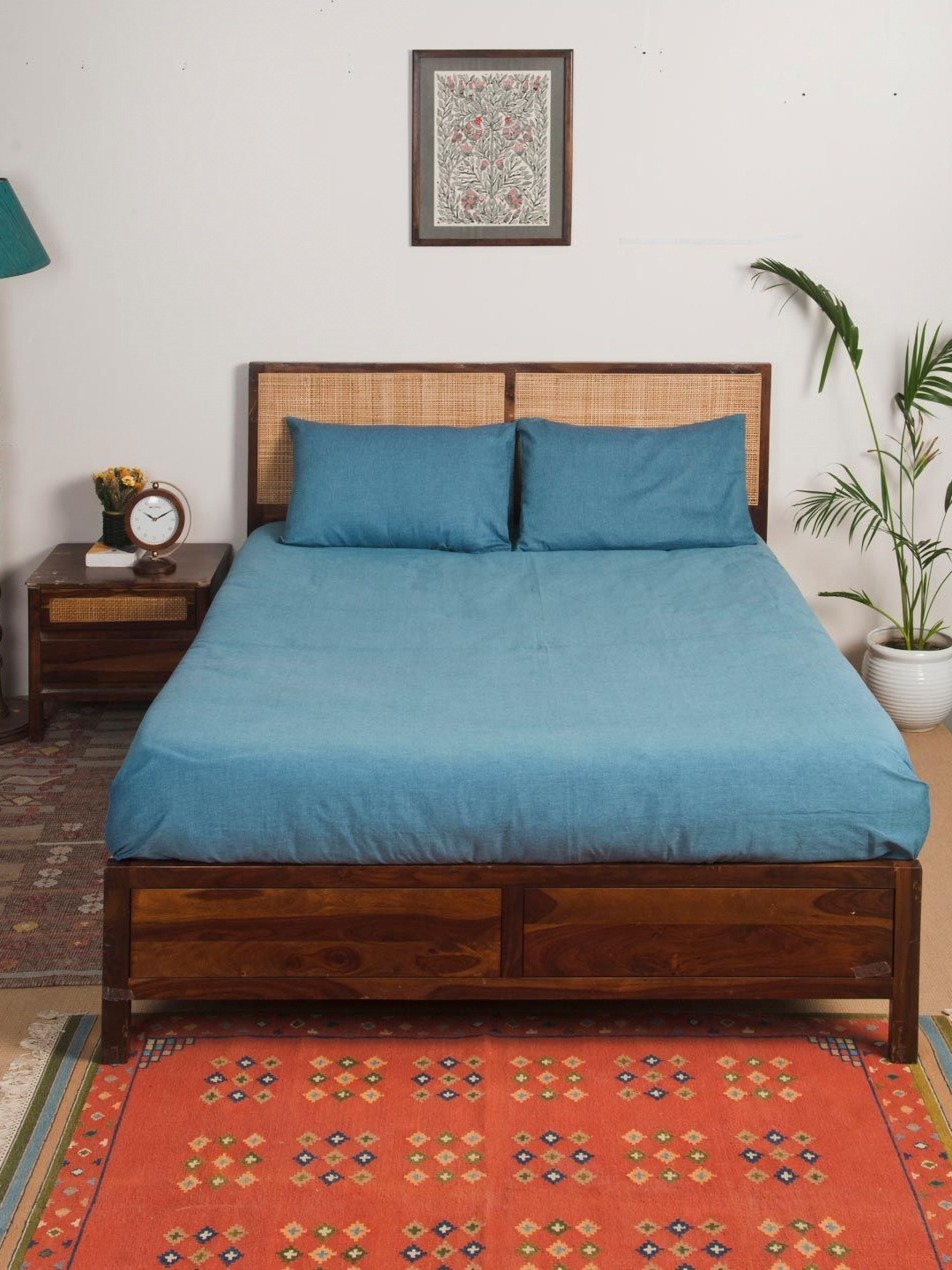 

Fabindia Navy Blue Pure Cotton 140 TC Queen Bedsheet Set 2.35 x 2.6 Mts
