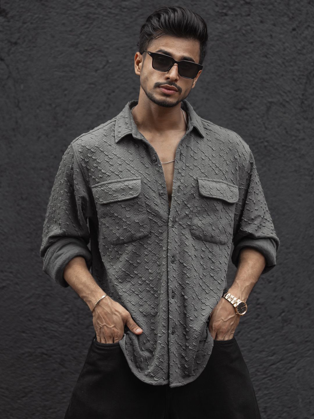 

Powerlook Men Spread Collar Textured Relaxed Fit Casual Shirt, Grey