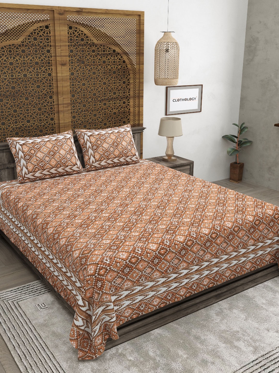 

CLOTHOLOGY Brown & White Printed 180 TC Cotton King Bedsheet with 2 Pillow Covers