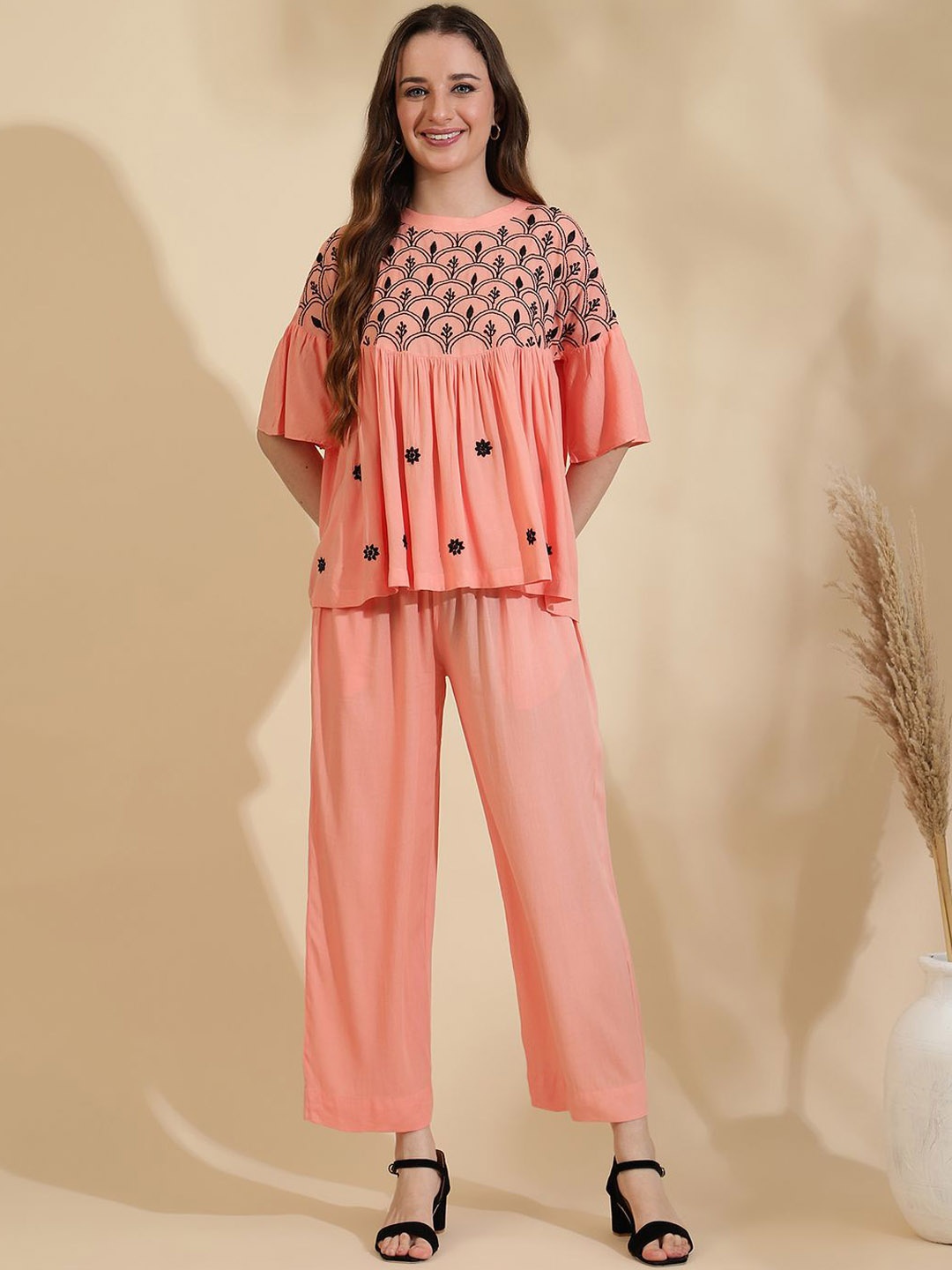 

Sringam Chikankari Embroidered Co ord Set, Peach