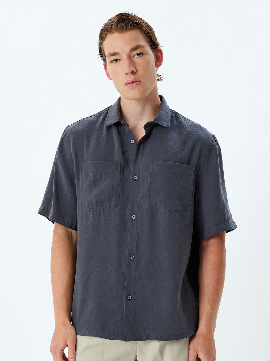 

Koton Men Spread Collar Solid Casual Shirt, Grey