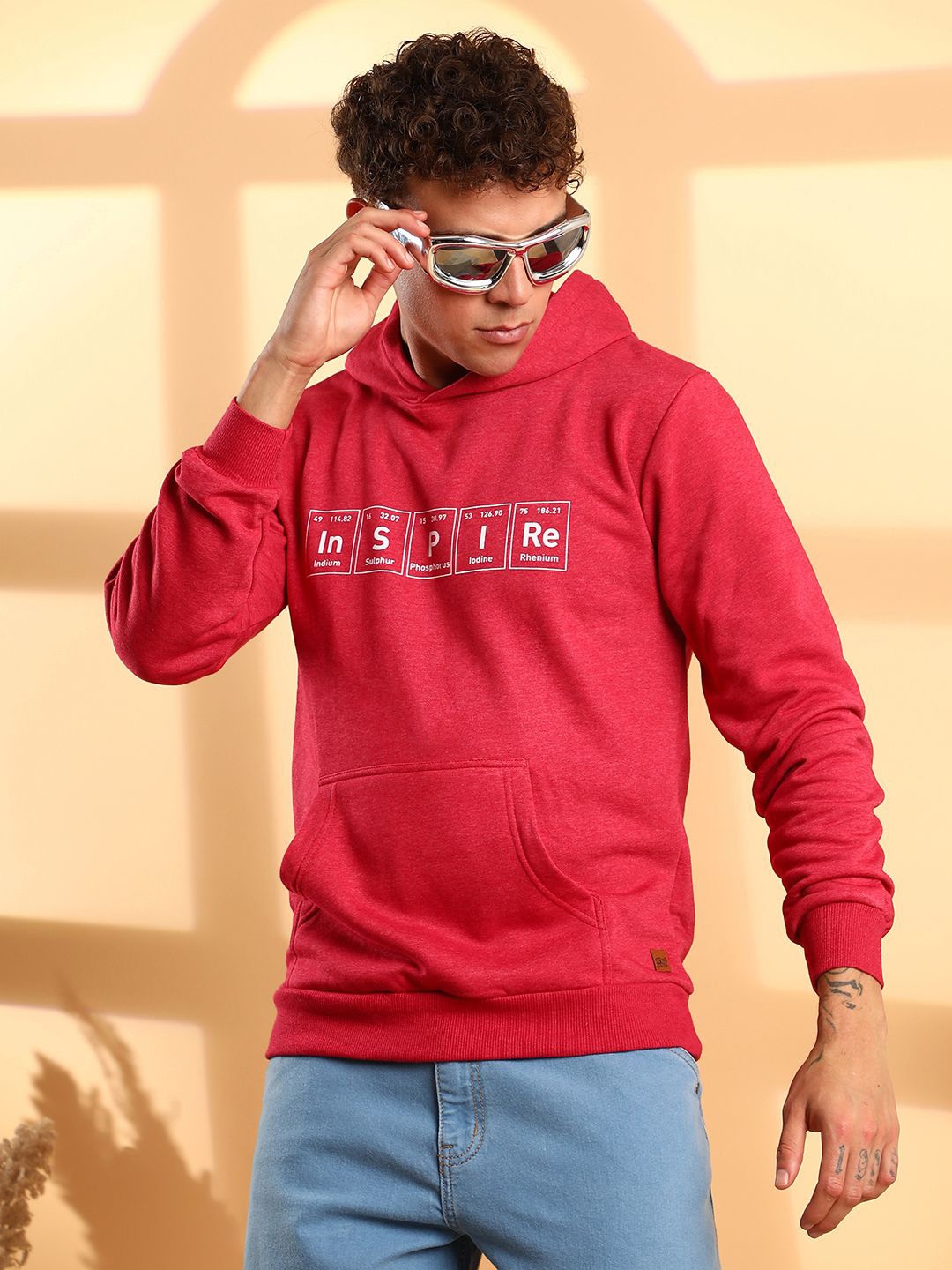 

Campus Sutra Men Printed Hooded Sweatshirt, Red