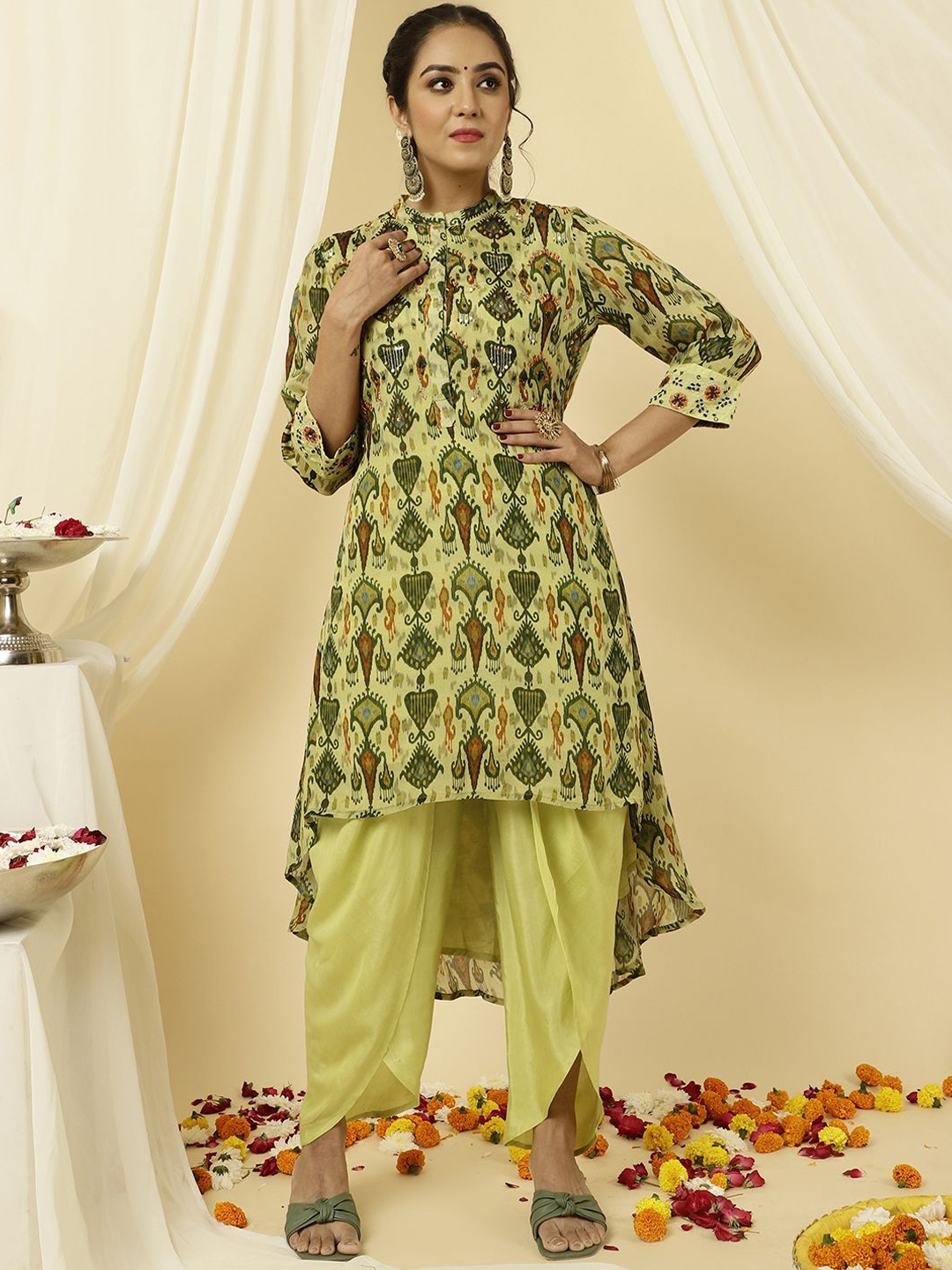 

Jaipur Kurti Ikat Printed Asymmetric Kurta With Dhoti Set, Olive