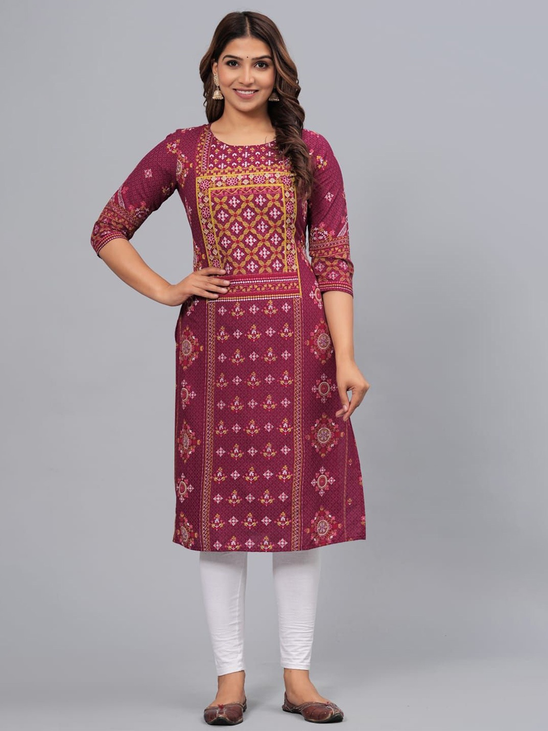 

MILAAV Women Printed Three-Quarter Sleeves Straight Kurta, Maroon
