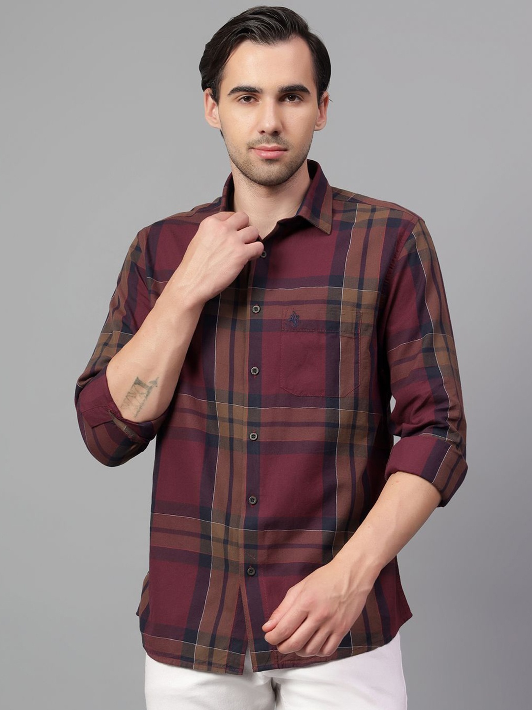 

Cantabil Men Spread Collar Checked Cotton Slim Fit Casual Shirt, Maroon