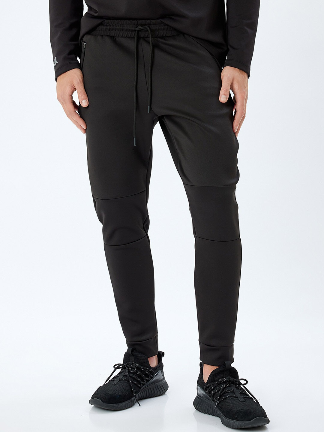 

Koton Men Mid Rise Joggers, Black