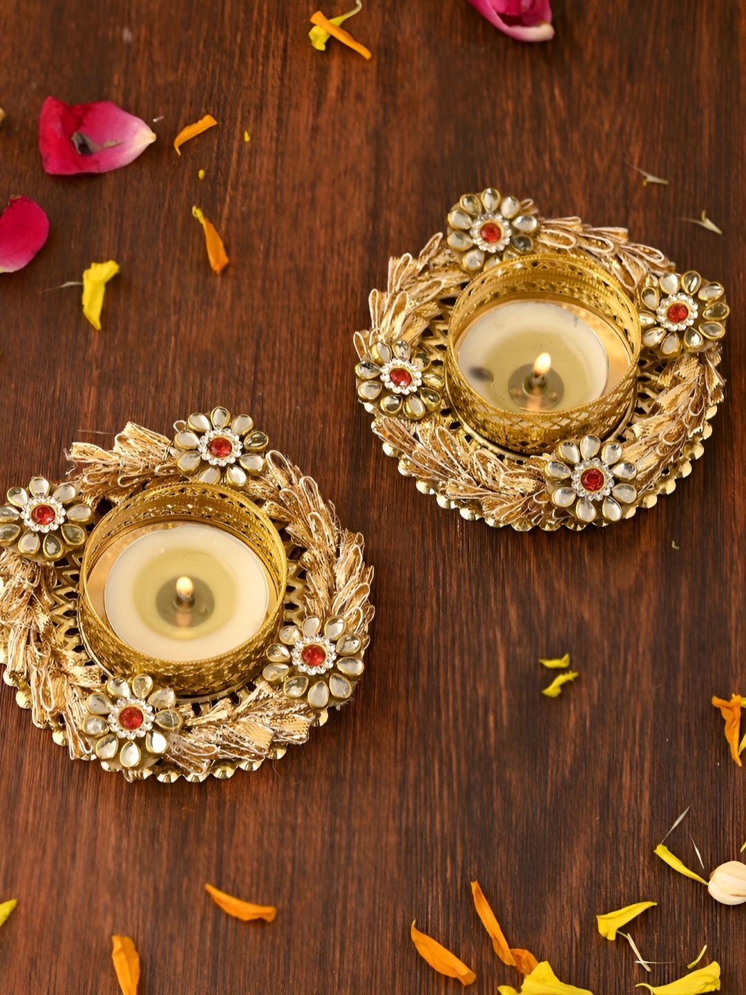 

Aapno Rajasthan Gold Toned 2 Pieces Metal Diyas With Tea Light Candles