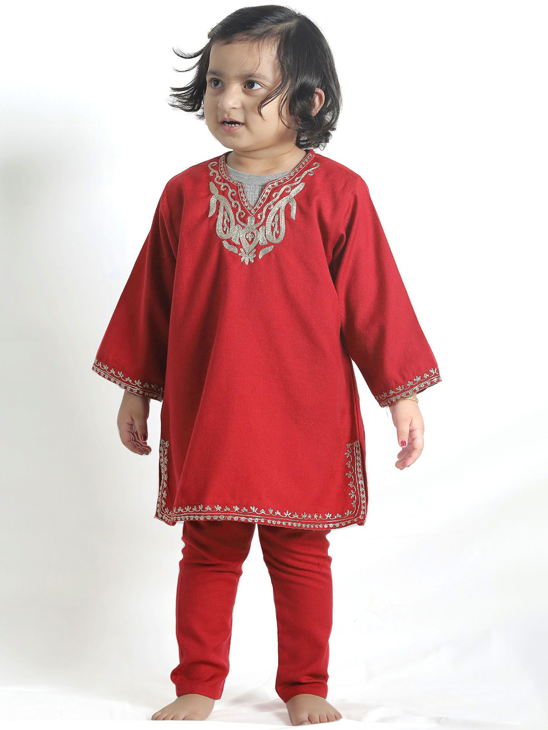 

TJORI Girls Paisley Yoke Design Regular Thread Work Pure Wool Kurta with Trousers, Red