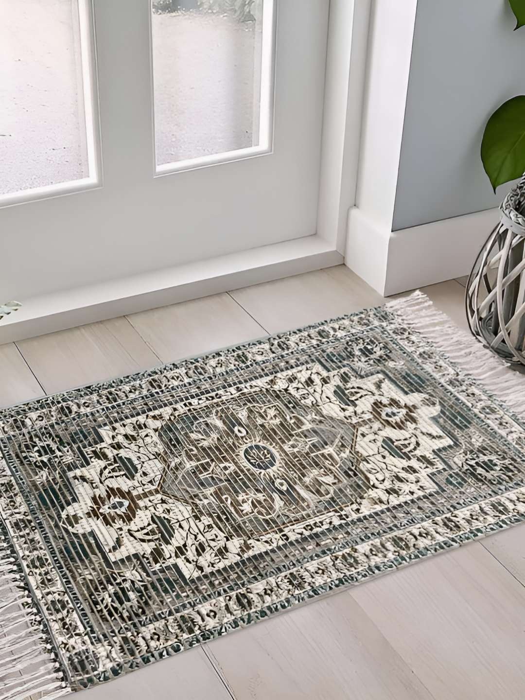 

SAJAVAT Green & Beige Textured Pure Cotton Floor Rug
