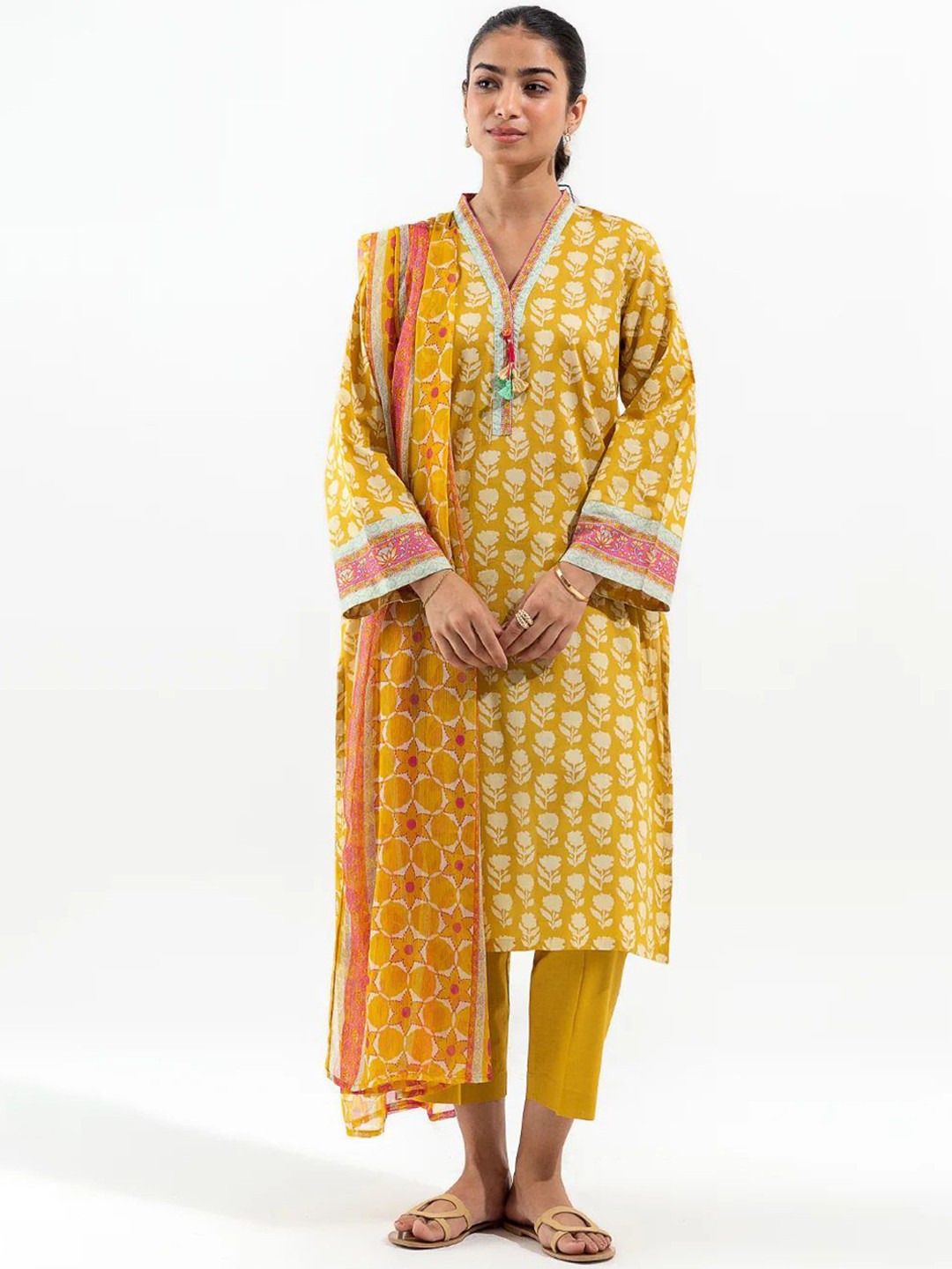 

Anouk Floral Printed V-Neck Regular Pure Cotton Kurta With Trouser With Dupatta, Yellow