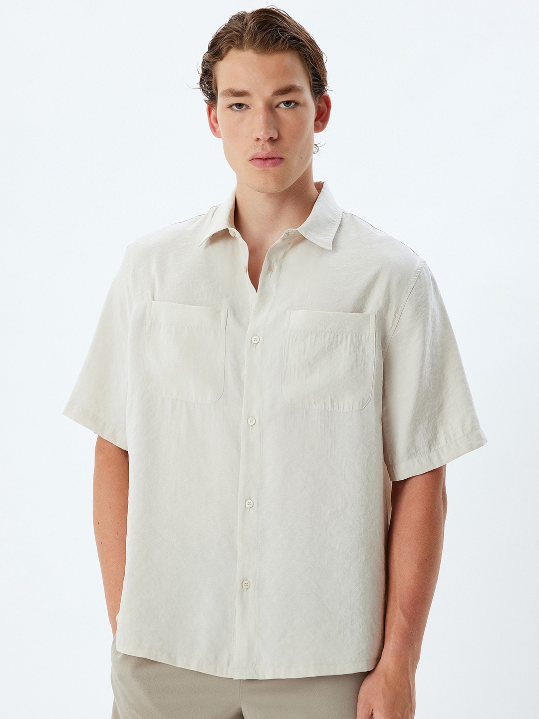 

Koton Men Spread Collar Solid Casual Shirt, Off white