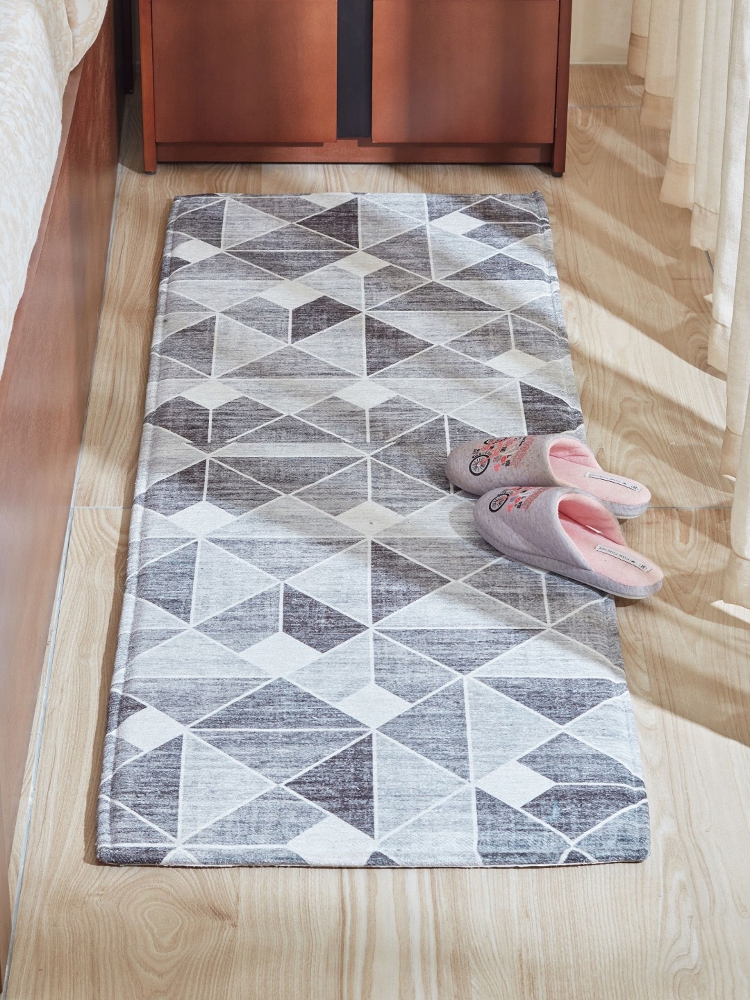 

Home Centre Exotica Grey & White Geometric Printed Bedside Runners