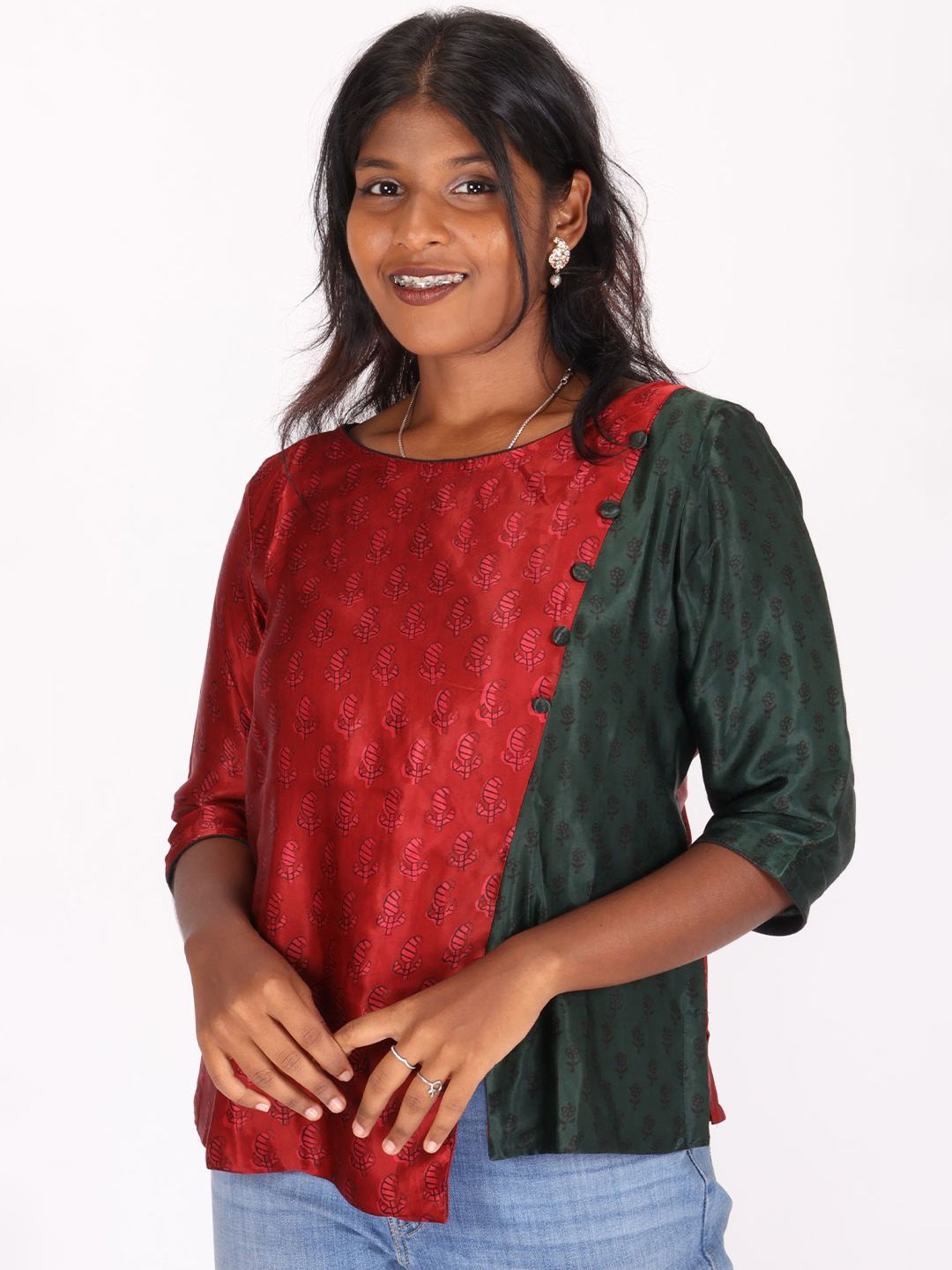 

Avishya Modal Print Top, Maroon