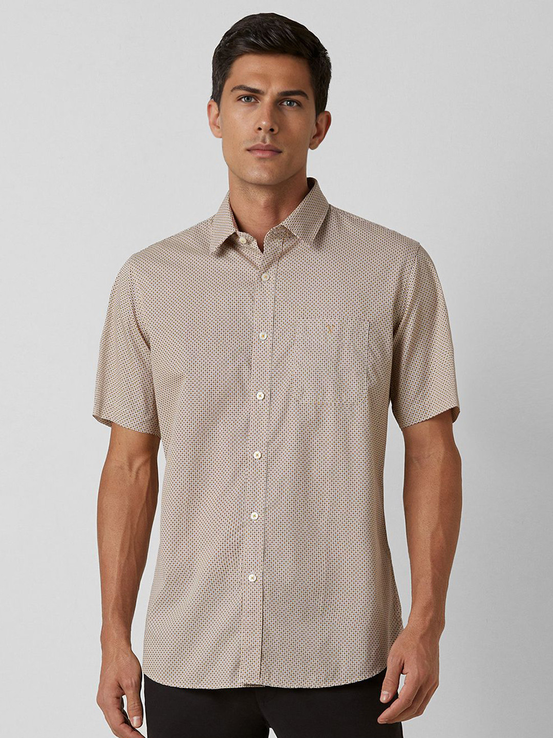 

Van Heusen Sport Men Slim Fit Opaque Printed Casual Shirt, Beige