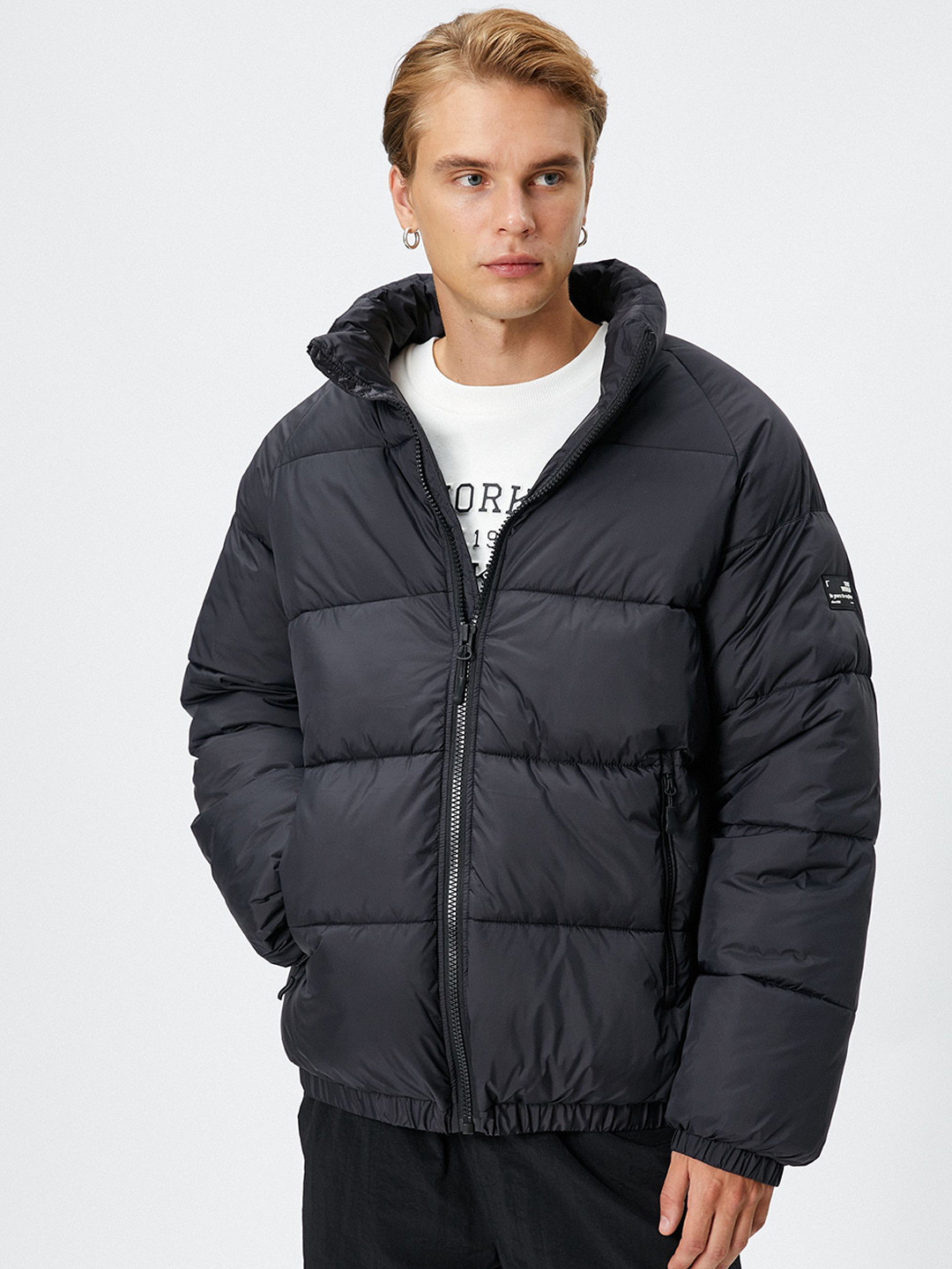 

Koton Men Puffer Jacket, Maroon