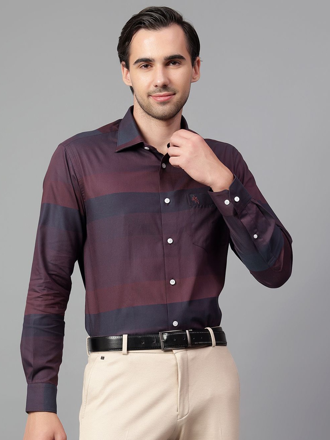 

Cantabil Men Spread Collar Horizontal Striped Cotton Formal Shirt, Maroon