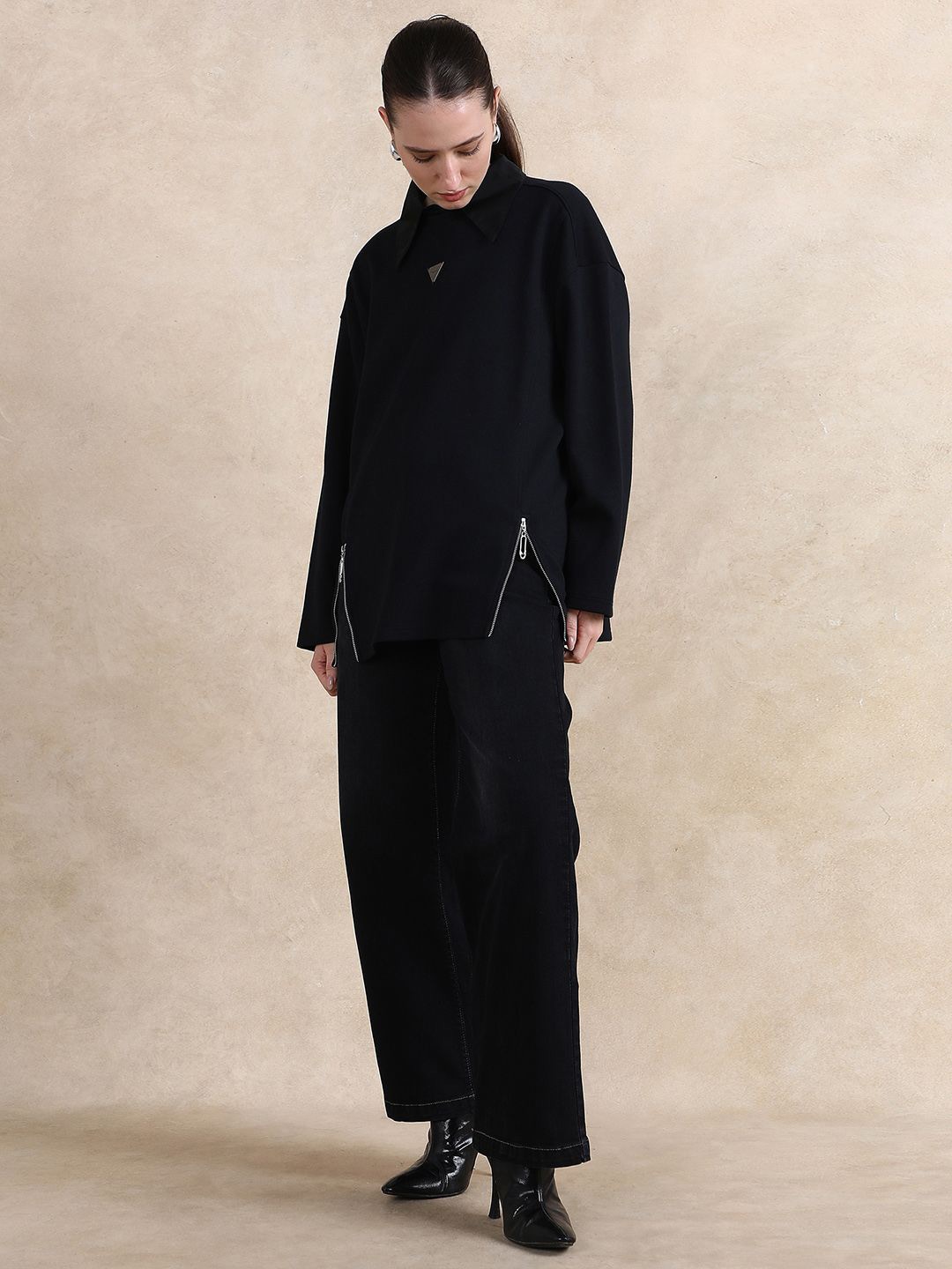 

RAREISM Women Sweatshirt, Black