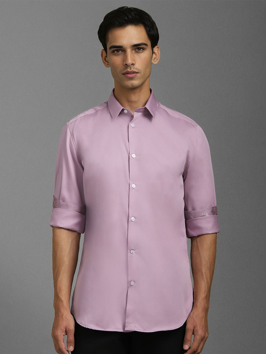

Louis Philippe Sport Men Classic Opaque Casual Shirt, Lavender