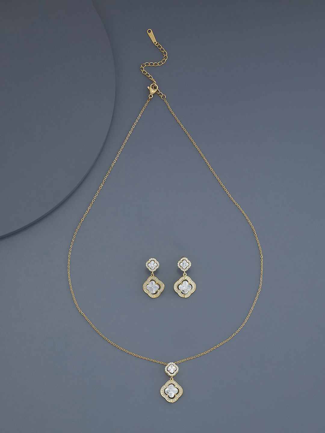 

Kushal's Fashion Jewellery Gold-Plated CZ-Studded Necklace & Earrings
