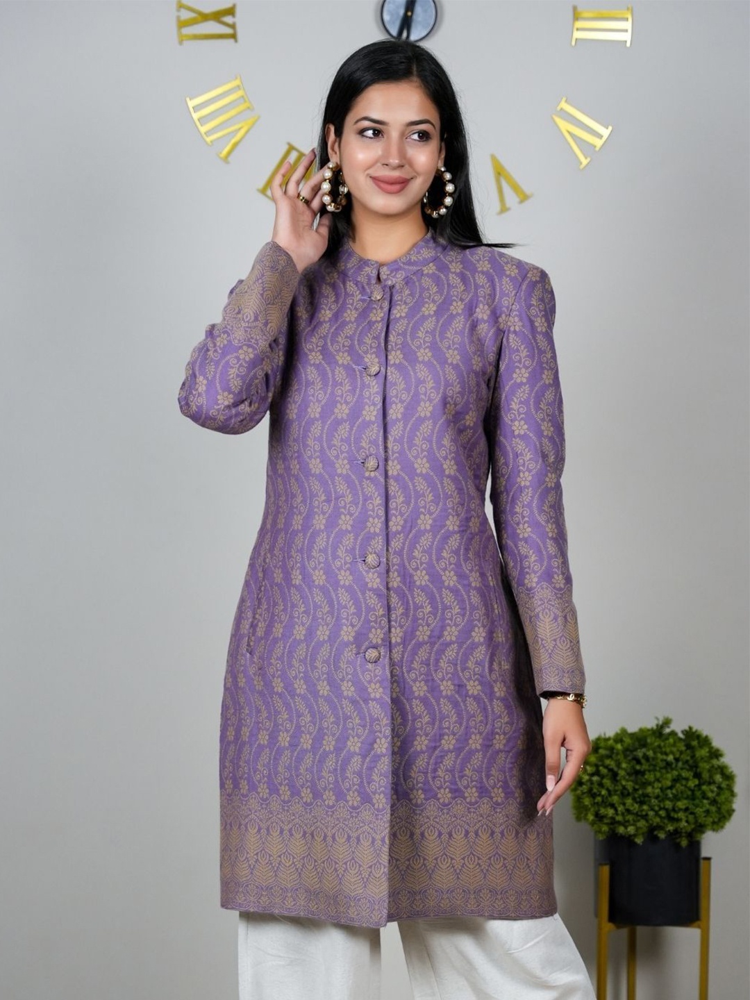 

HOUSE OF KIRNA'S WITH LOGO OF HOK Women Ethnic Motifs Printed Kurtas, Purple