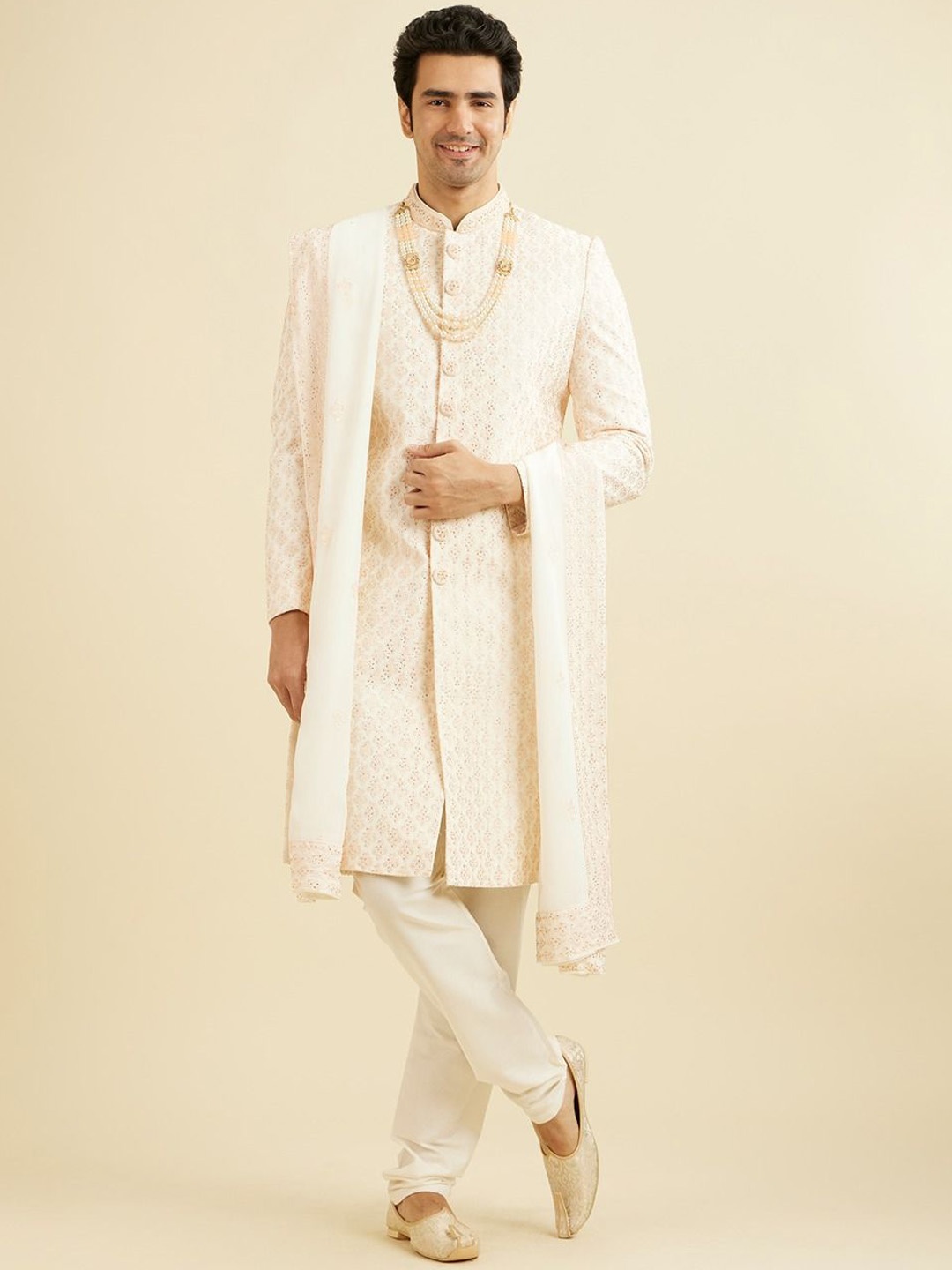 

Manyavar Men Embroidered Sherwani Set, White