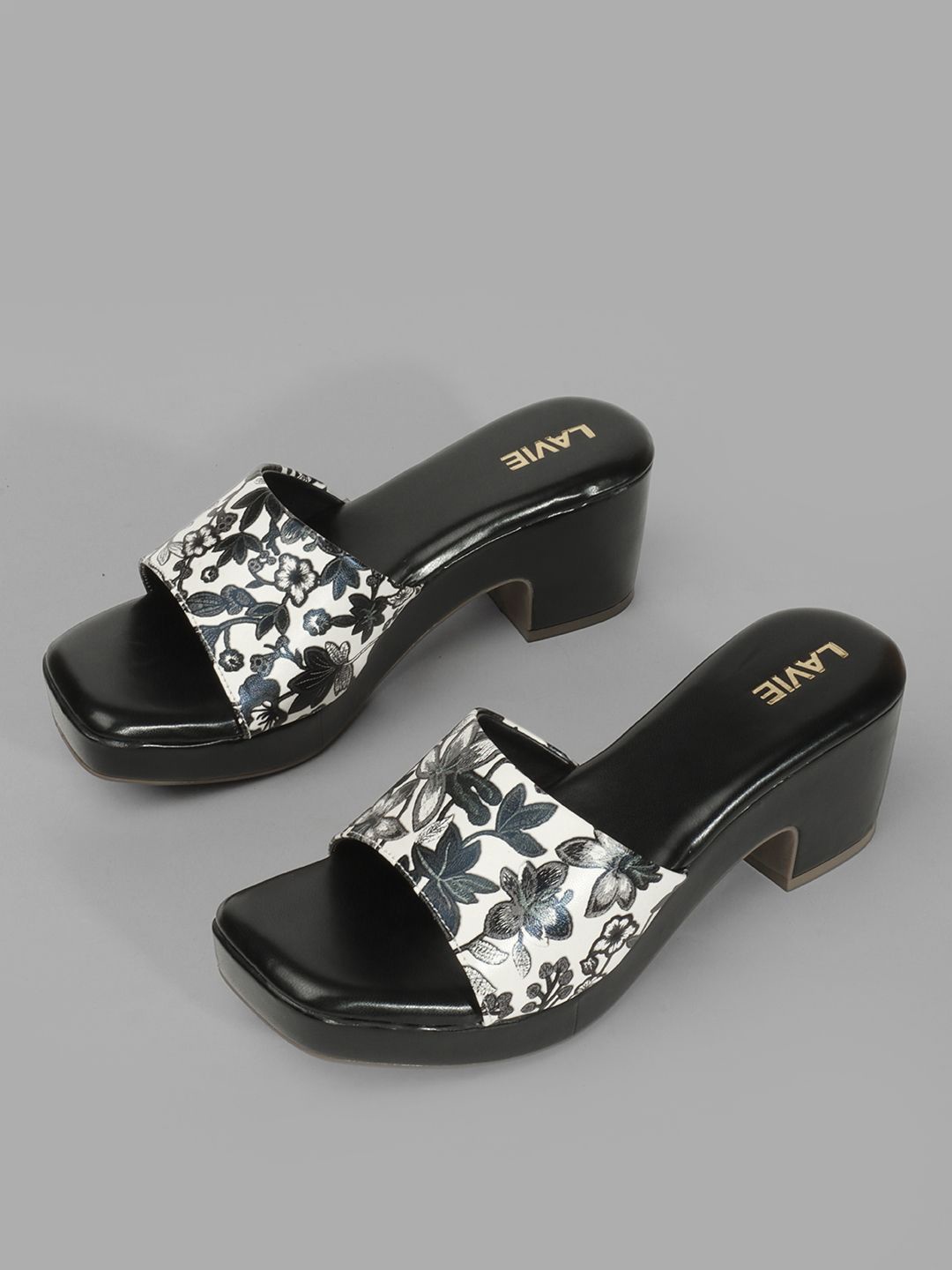 

Lavie Kitten Sandals with Tassels, Black