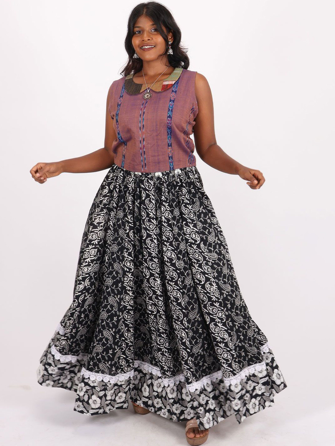 

Avishya Printed Pure Cotton Flared Maxi Skirts, Black