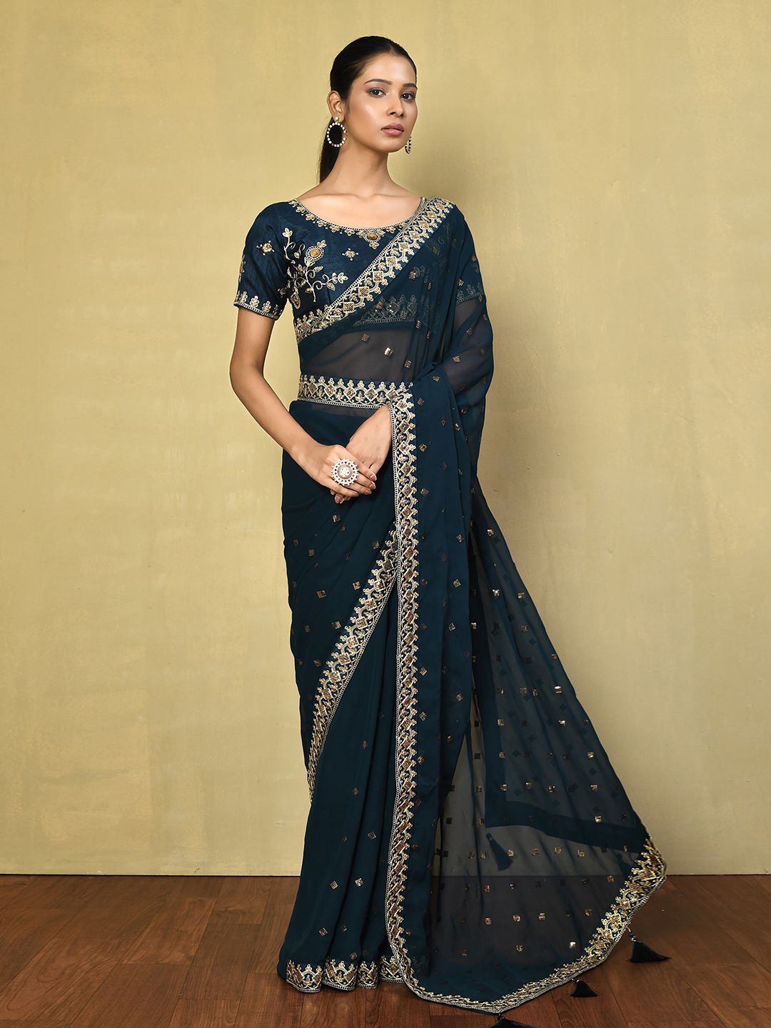 

Samyukta Singhania Ethnic Motifs Embroidered Poly Georgette Saree, Blue